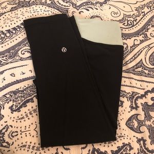 Lululemon cropped pants